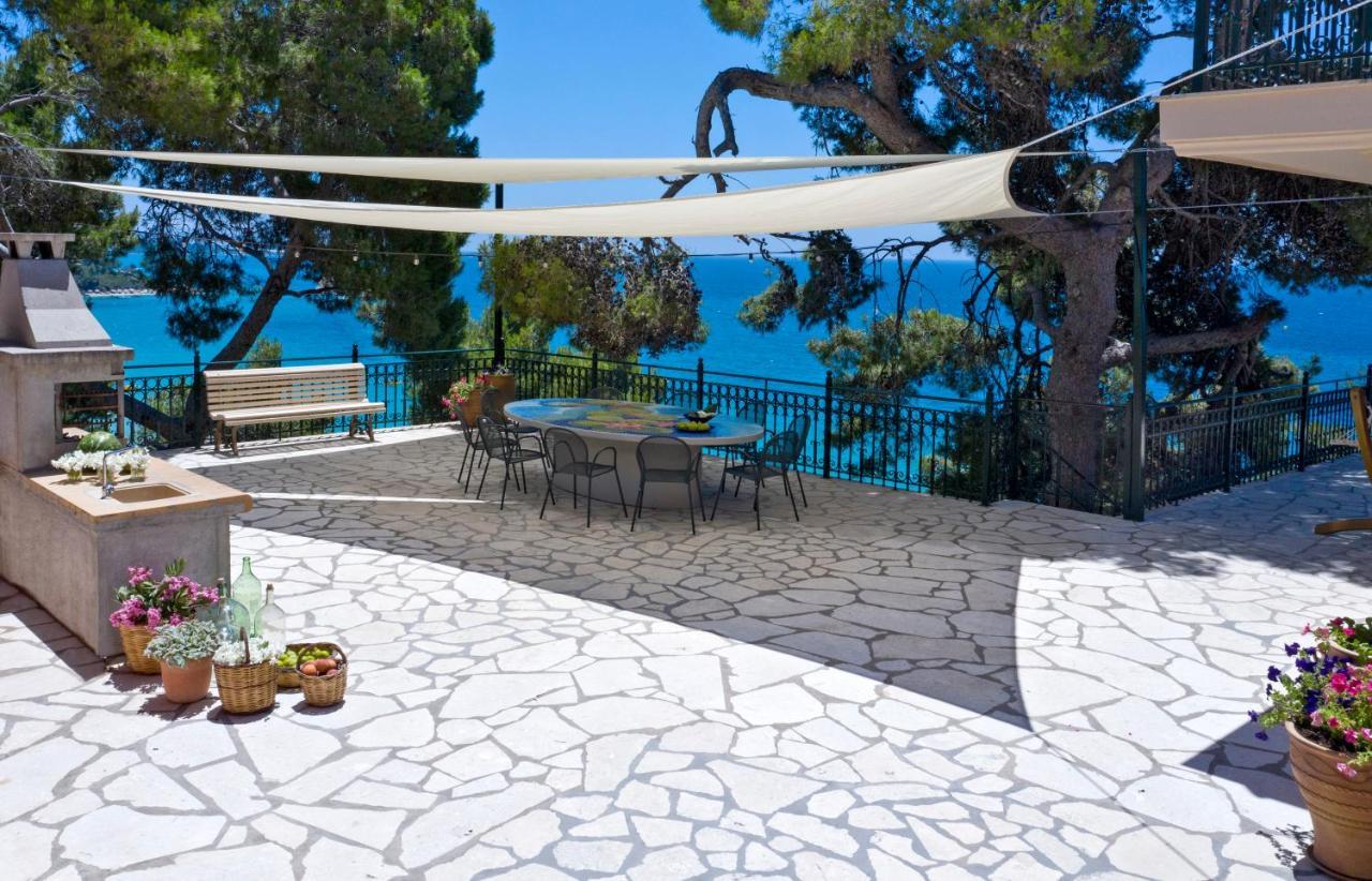 Avra Private Suites Lassi  Exteriör bild