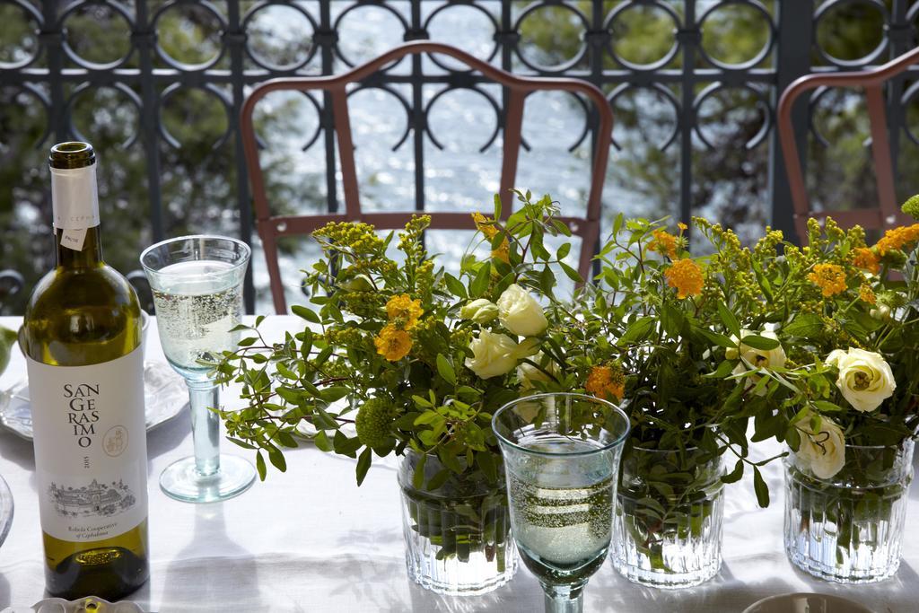 Avra Private Suites Lassi  Exteriör bild