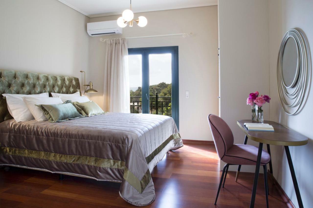 Avra Private Suites Lassi  Exteriör bild