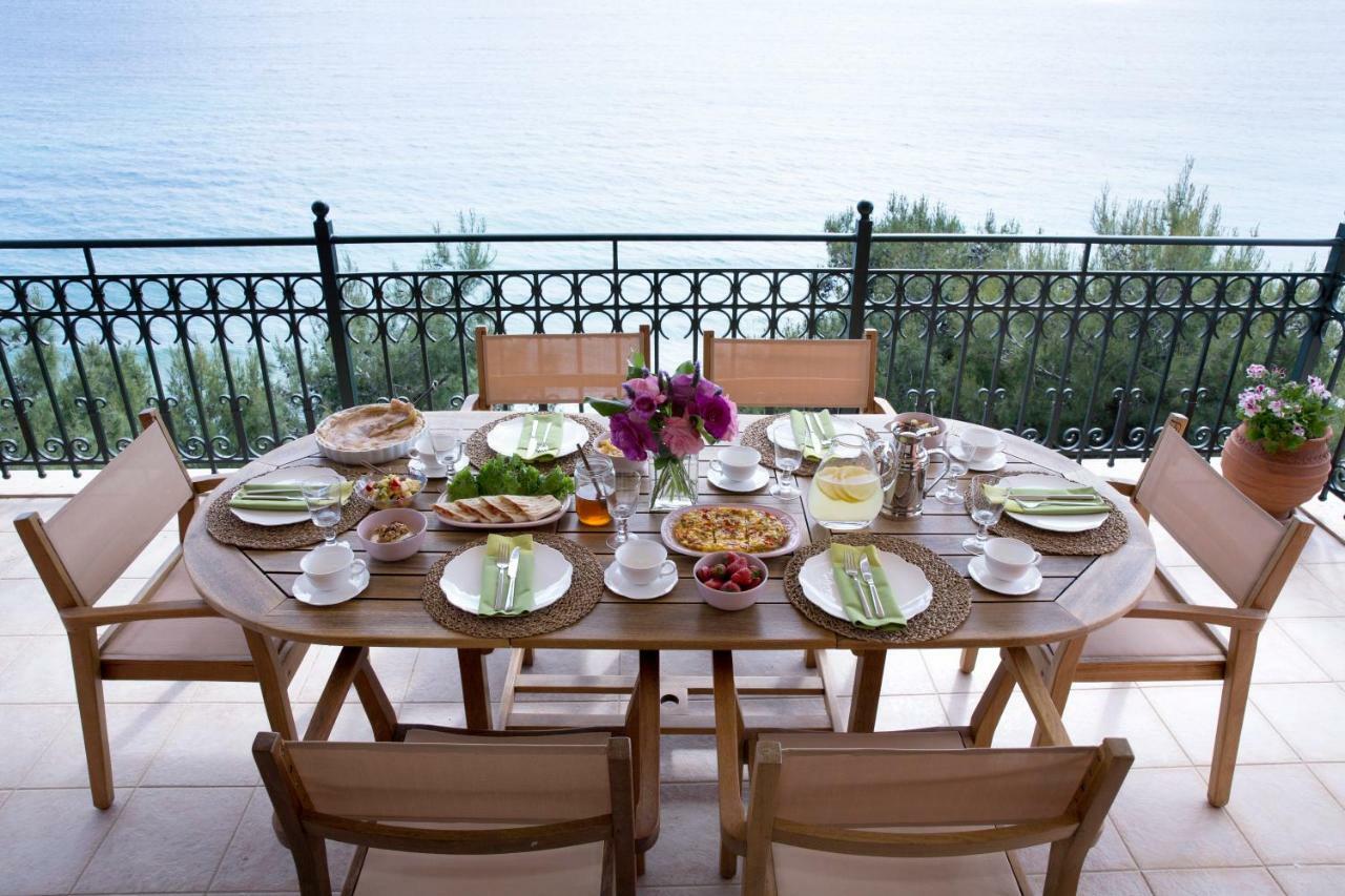 Avra Private Suites Lassi  Exteriör bild
