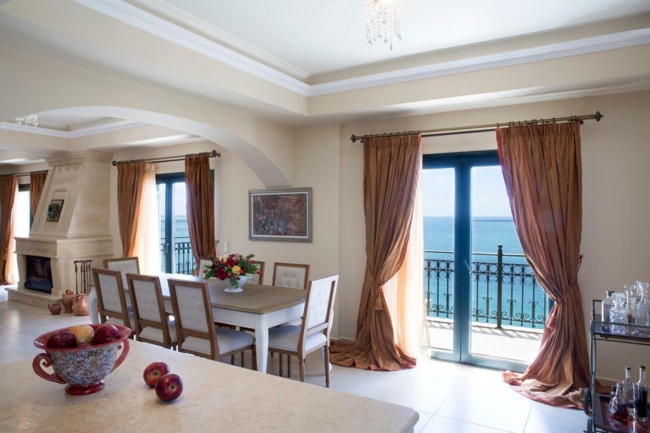 Avra Private Suites Lassi  Exteriör bild