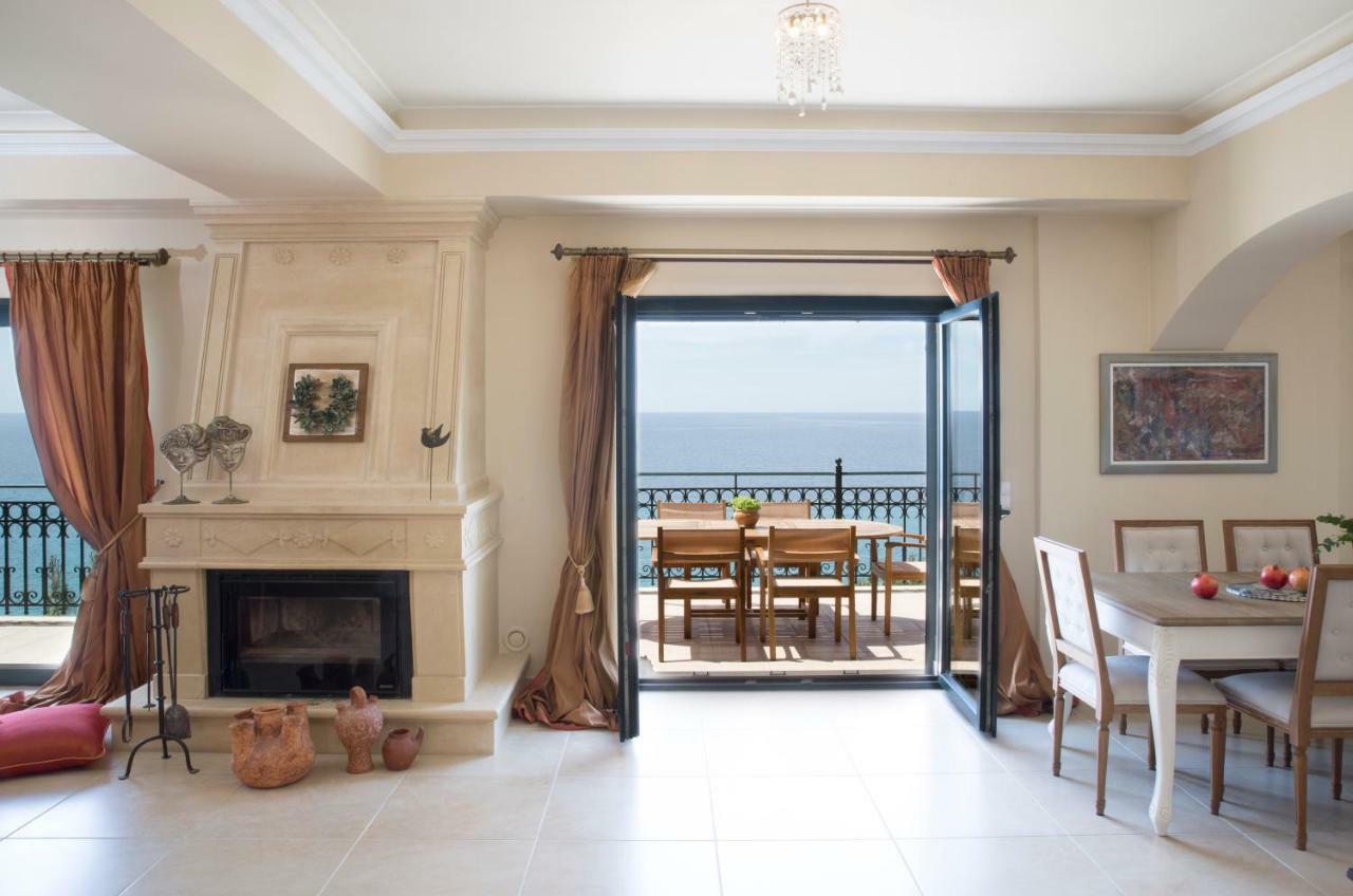Avra Private Suites Lassi  Exteriör bild