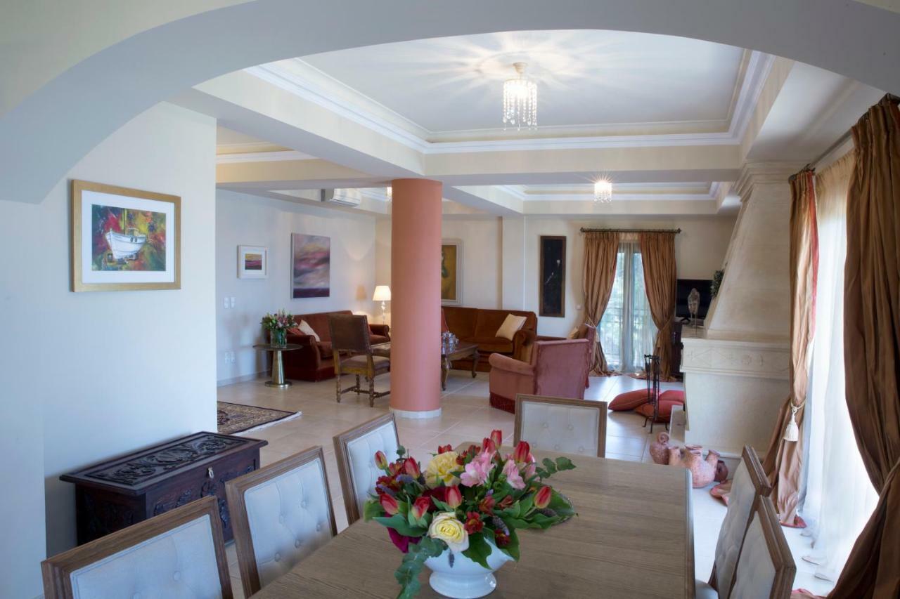 Avra Private Suites Lassi  Exteriör bild