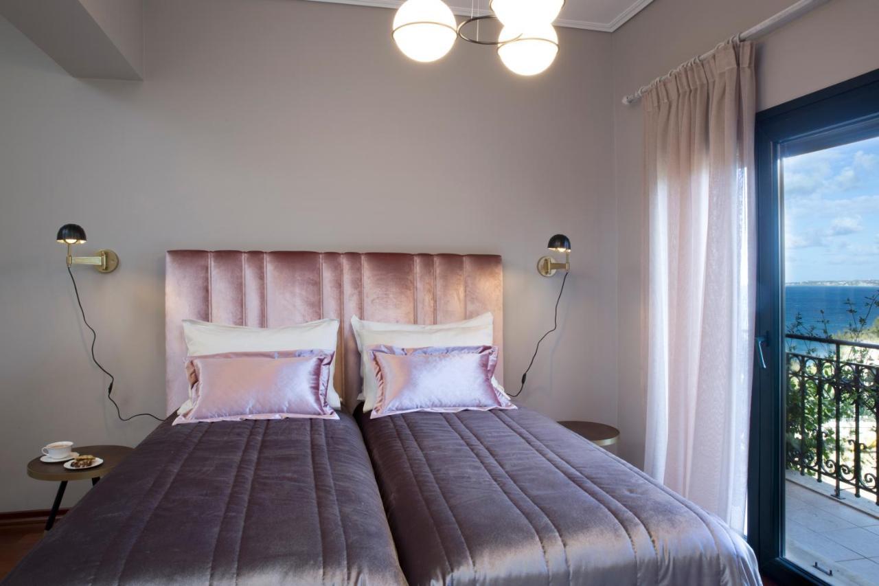 Avra Private Suites Lassi  Exteriör bild